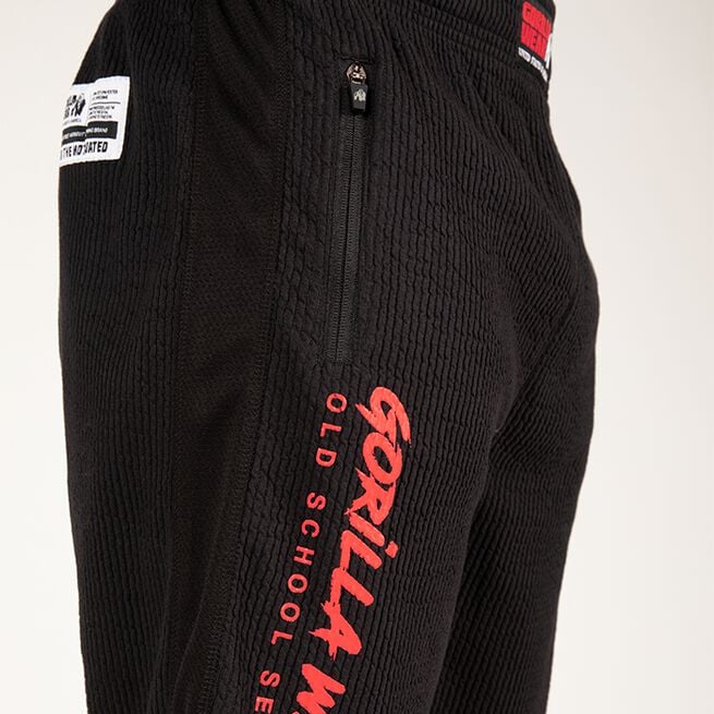 Gorilla Wear Augustine Old School Shorts, Black/Red
