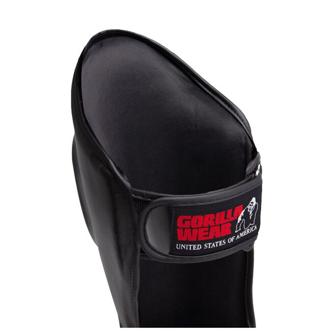 INTE INNE! Gorilla Wear Mosby Shin Guards, Svart